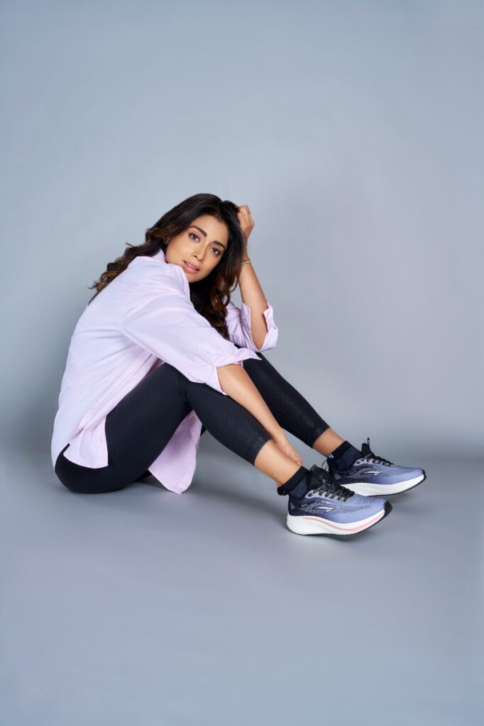 Shriya Saran sports shoes.